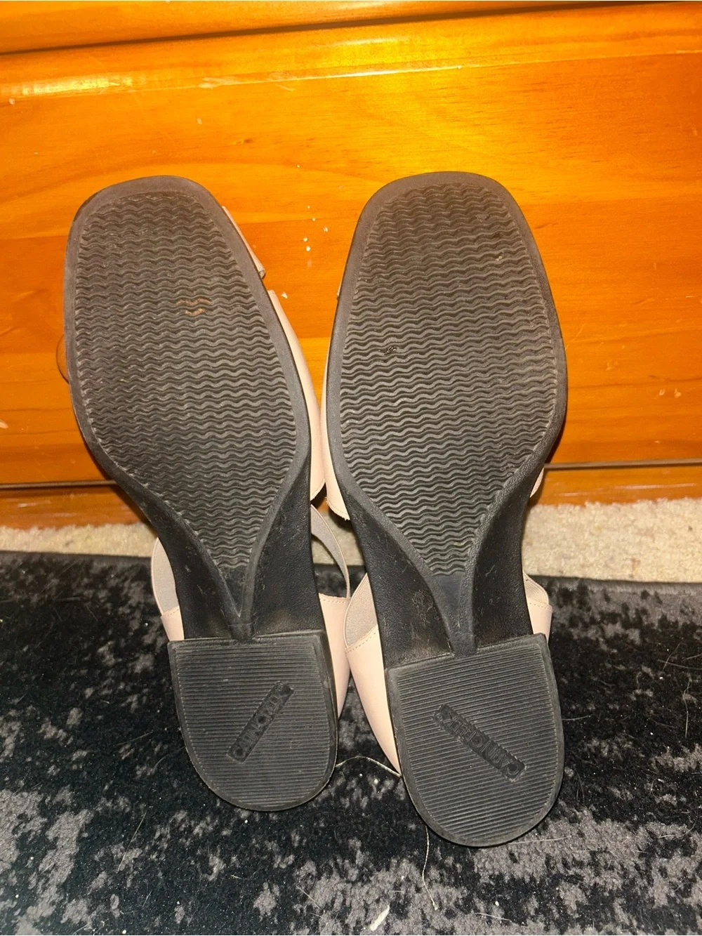 Source Unknown Beige Open-Toe Women's Sandals
